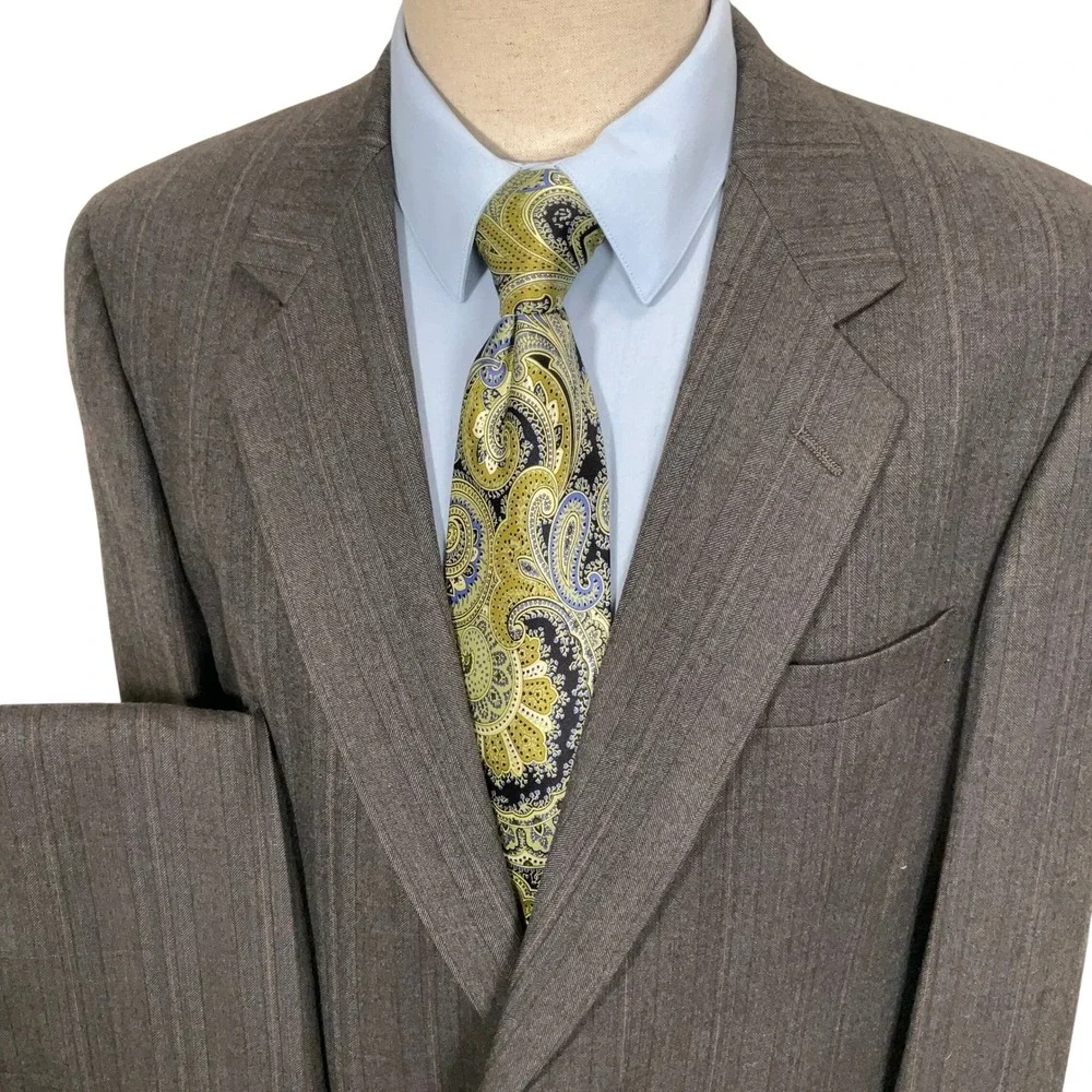 Hart Schaffner Marx Suit Mens 44R Gray Herringbone Pinstripe Heritage Career‎